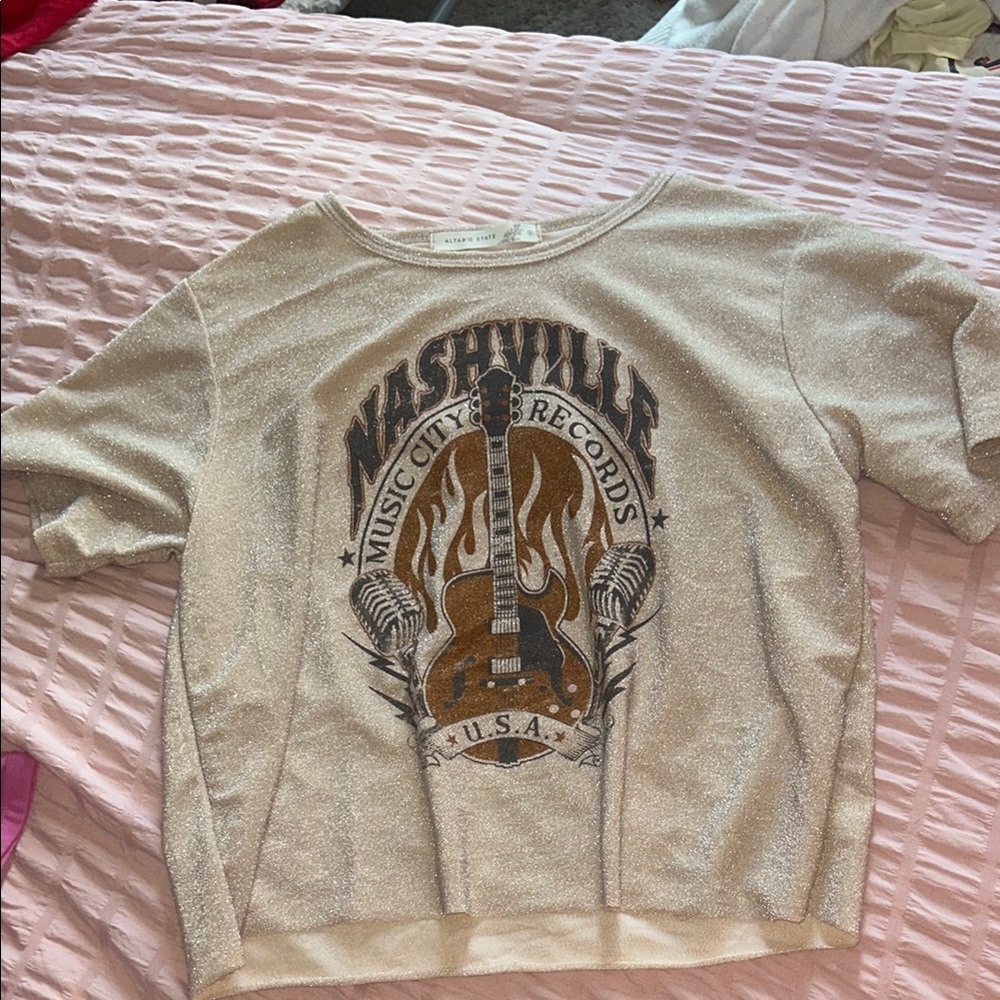 Nashville Graphic Womans Shirt - Cream